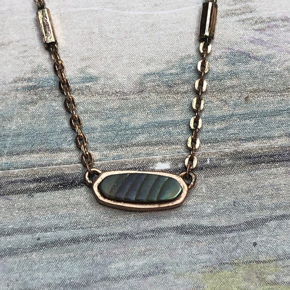 Kendra Scott Necklace